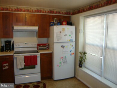 7668 Wolford Way, Lorton, VA 22079 - photo 3