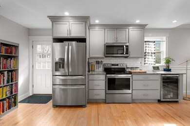 2 Birch St, Newburyport, MA 01950 - photo 3