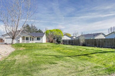 814 S Chestnut St, Nampa, ID 83686 - photo 3