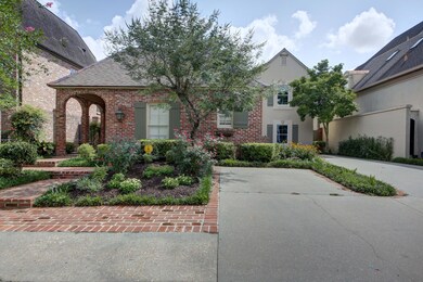 221 Oakleaf Drive-2