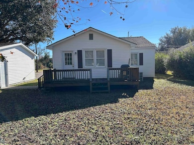 404 E Andrews St, Hemingway, SC 29554 - photo 4