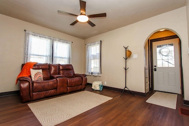 719 Goodland Ave, South Bend, IN 46628 - photo 4