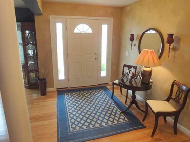 7159 Mallard Ct, Niagara Falls, NY 14304 - photo 4