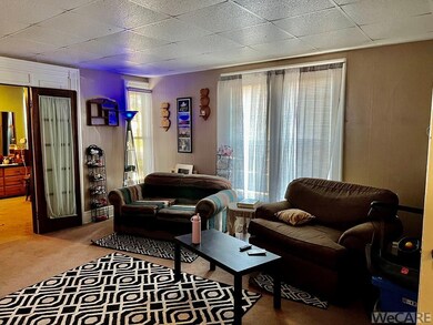 Metcalf Apt 1