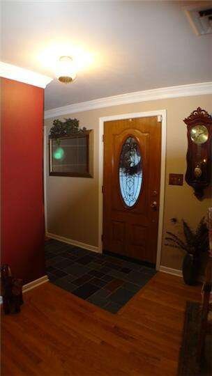 6256 Fairway Ln, Allentown, PA 18106 - photo 3