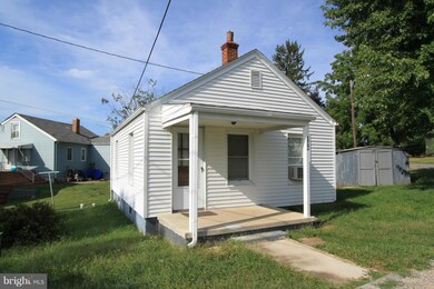 102 N Fairfax Blvd, Ranson, WV 25438 - photo 4