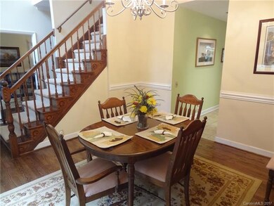 12729 Cliffcreek Dr, Huntersville, NC 28078 - photo 3