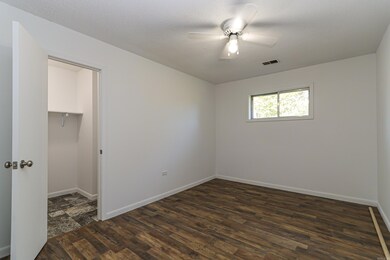 306 Walnut Dr, Paragould, AR 72450 - photo 5