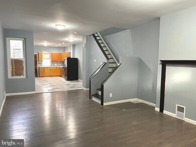 637 Vine St, Camden, NJ 08102 - photo 2