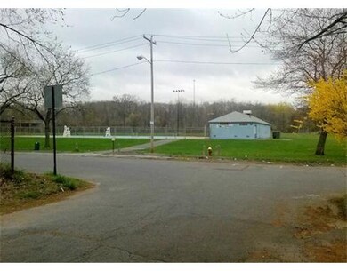 105 Meadow St, Chicopee, MA 01013 - photo 4