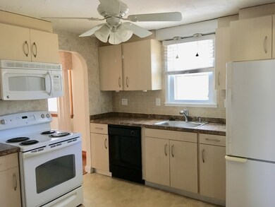 72 Thayer Cir, Randolph, MA 02368 - photo 6