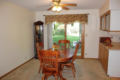 4211 Rownd St, Cedar Falls, IA 50613 - photo 4