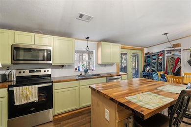 575 Bronco Rd, Zolfo Springs, FL 33890 - photo 3