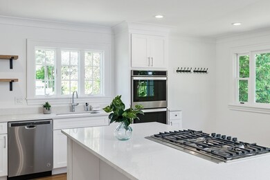 18 Latisquama Rd, Southborough, MA 01772 - photo 5