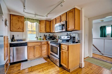 89 Main St unit 1, New London, NH 03257 - photo 5