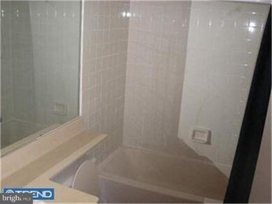 38 Powell Ct, Hightstown, NJ 08520 - photo 3