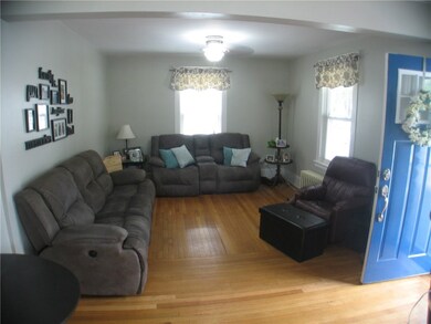 105 Myrtle Ave, Cranston, RI 02910 - photo 3