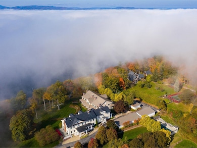 6 acres of common land