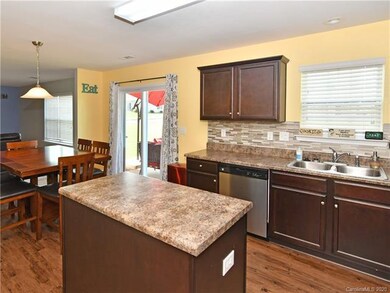 115 Harvest Pointe Dr, Statesville, NC 28677 - photo 6