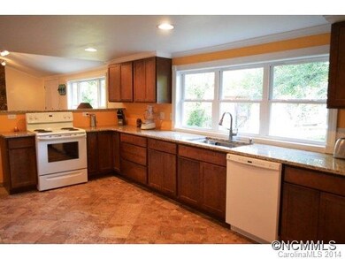 98 Moores Valley Rd, Leicester, NC 28748 - photo 4