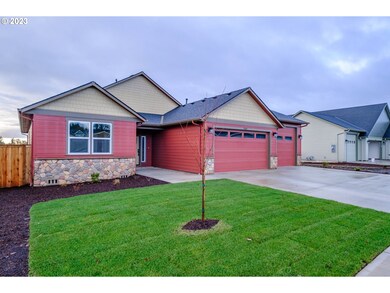 589 NE Evergreen Ave, Dallas, OR 97338 - photo 2