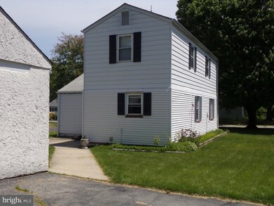 313 Brighton Ave, Wilmington, DE 19805 - photo 2