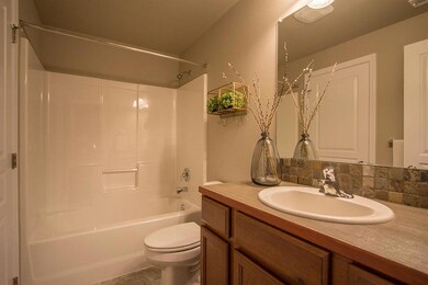 Argent Bathroom - web