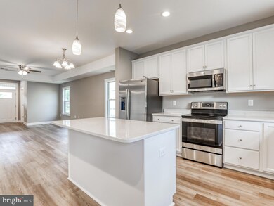 131 Doonbeg Ct, Winchester, VA 22602 - photo 7