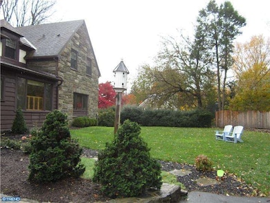 219 W Country Club Ln, Wallingford, PA 19086 - photo 3