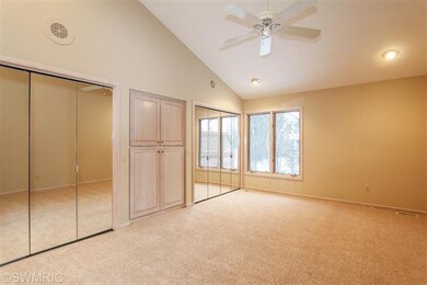 2121 N Quail Crest Ct SE, Grand Rapids, MI 49546 - photo 7