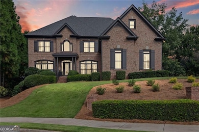 4 sided brick home on cut-de-sac