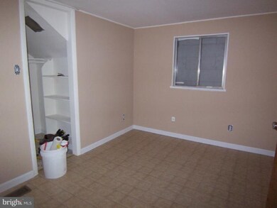 20247 Point Lookout Rd unit 4, Great Mills, MD 20634 - photo 4