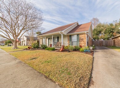 200TurtleCreekDr-5