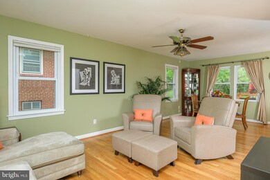 13309 Parkland Dr, Rockville, MD 20853 - photo 4