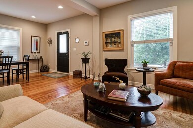 Living, Entry