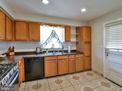 6601 Cipriano Rd, Lanham, MD 20706 - photo 6