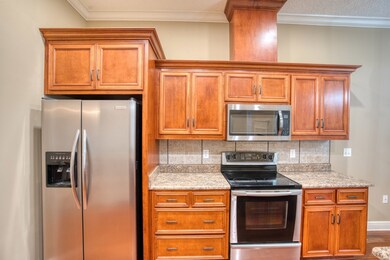 5229 Maycomb Ave, Hahira, GA 31632 - photo 7