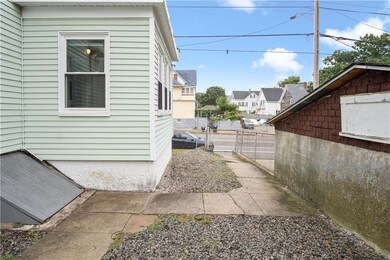 162 Indiana Ave, Providence, RI 02905 - photo 6