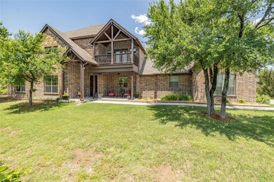 1703 Adams Ln, Azle, TX 76020 - photo 2