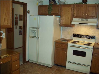 More Oaken Cabinetry