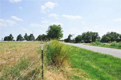 142 A N Meridian & Waterloo, Oklahoma City, OK 73012 - photo 2