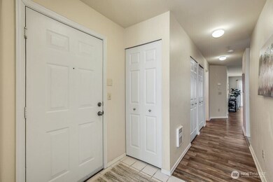 2001 120th Place SE unit 7-304, Everett, WA 98208 - photo 3