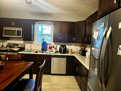 34 Hood St, Fall River, MA 02720 - photo 2