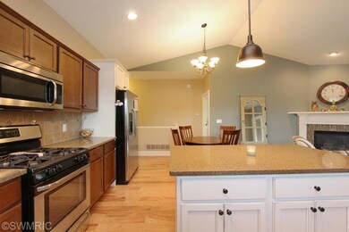902 S Center Park Dr SW unit 32, Byron Center, MI 49315 - photo 4