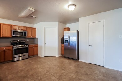 29318 Fox River Dr, Spring, TX 77386 - photo 6