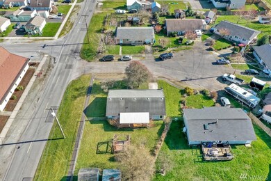 301 Leber Ct NW, Orting, WA 98360 - photo 5