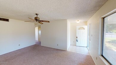 7924 W Heatherbrae Dr, Phoenix, AZ 85033 - photo 3