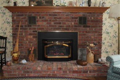 A closeup of the gas fireplace!