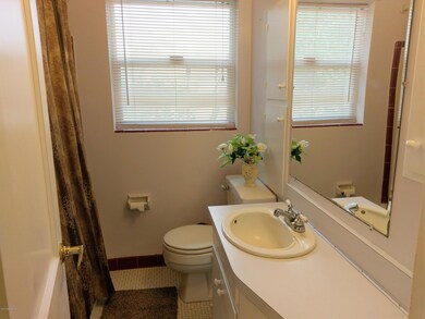 5143 Shirley Ave, Jacksonville, FL 32210 - photo 7