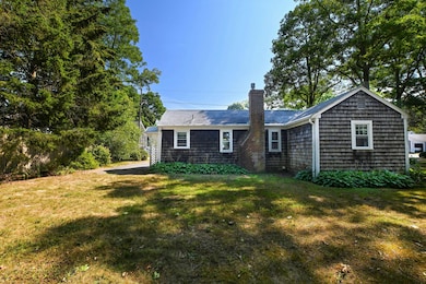 7 Freeman St, Buzzards Bay, MA 02532 - photo 4